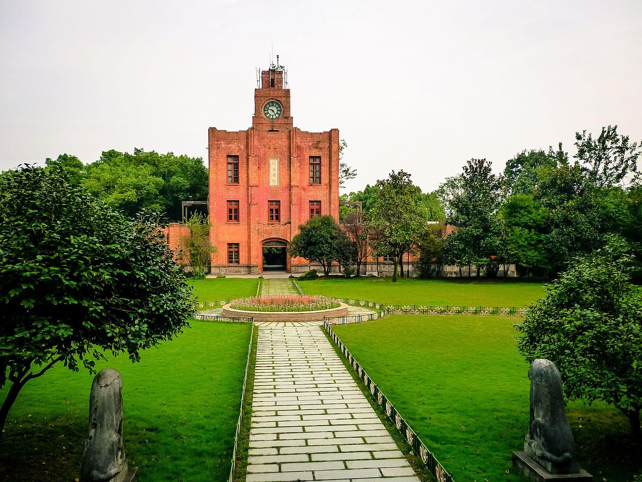 dai hoc chiet giang
