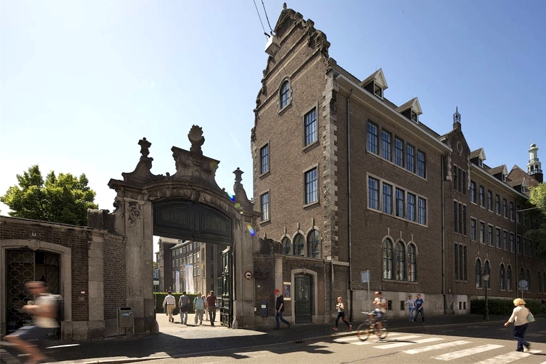 dai hoc maastricht