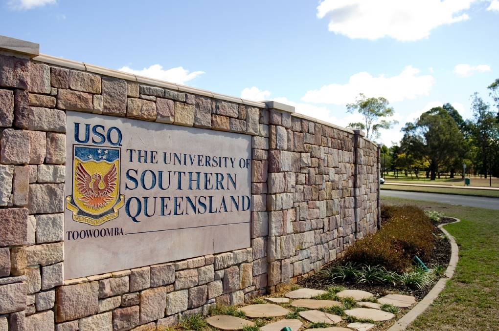 dai hoc nam queensland