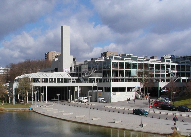dai hoc stuttgart