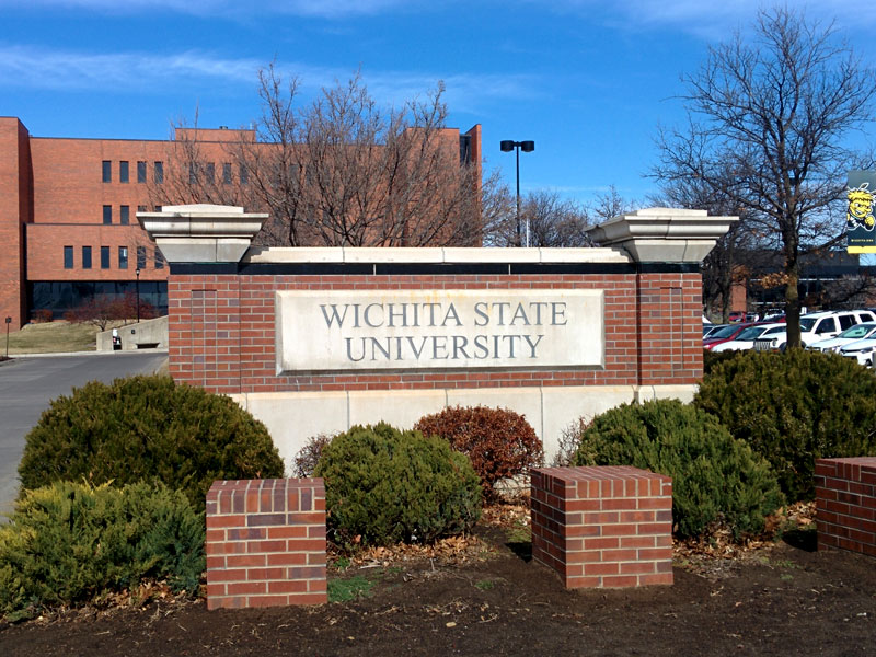 dai hoc wichita