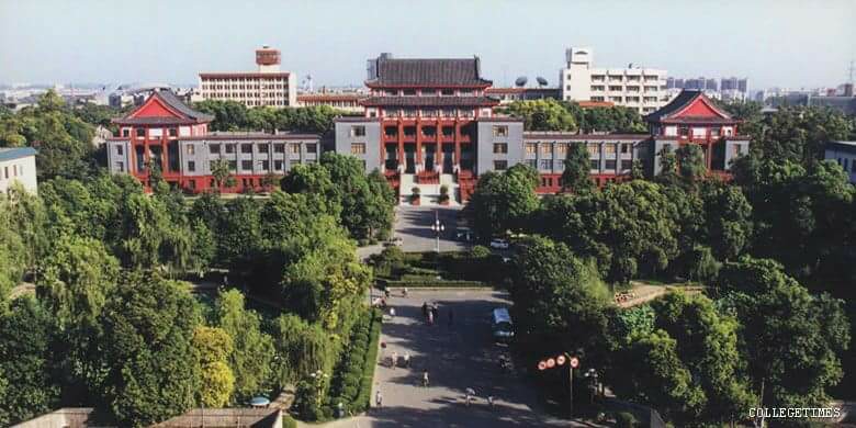 dai-hoc-tu-xuyen